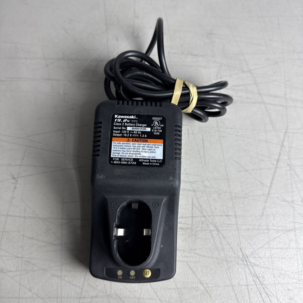 OEM Genuine Kawasaki 19.2V Class 2 Battery Charger 690507 TESTED